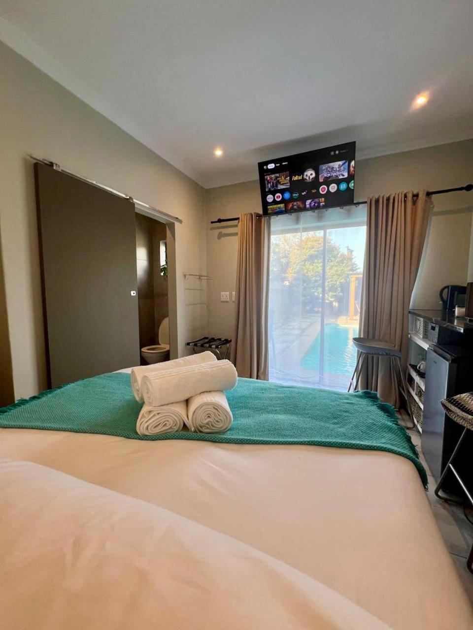Apartamento Tehillah On Boom Bothasig Exterior foto