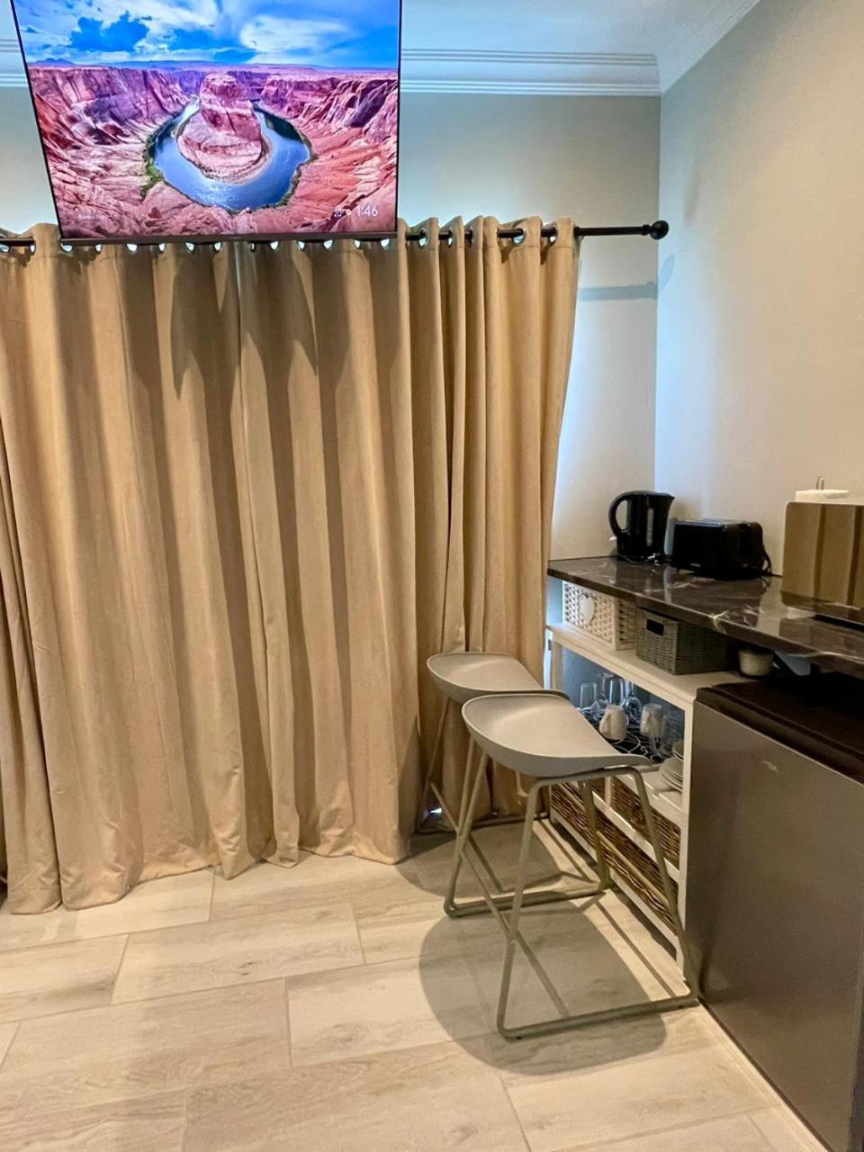 Apartamento Tehillah On Boom Bothasig Exterior foto
